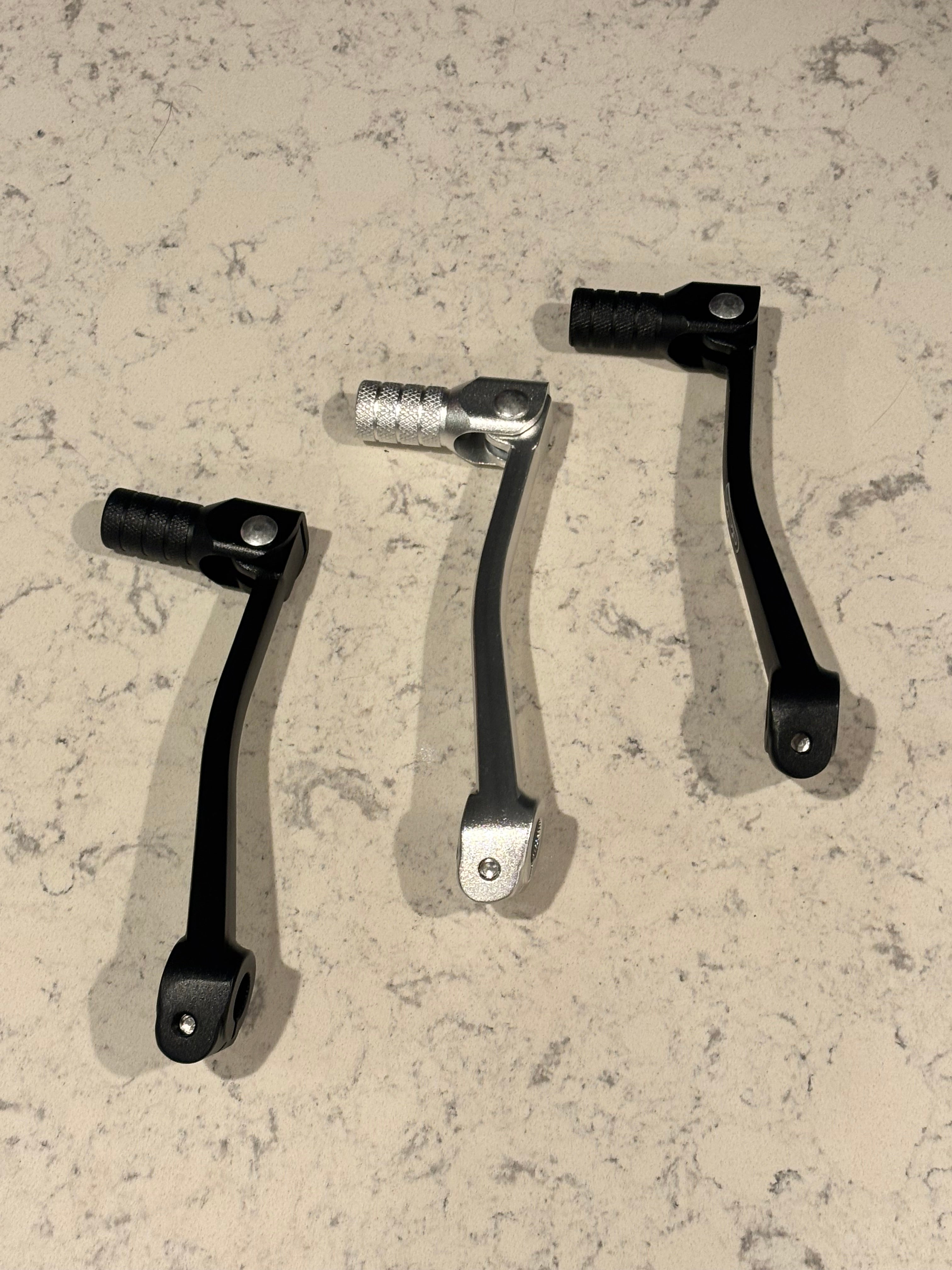 Yozma/Strike shift lock