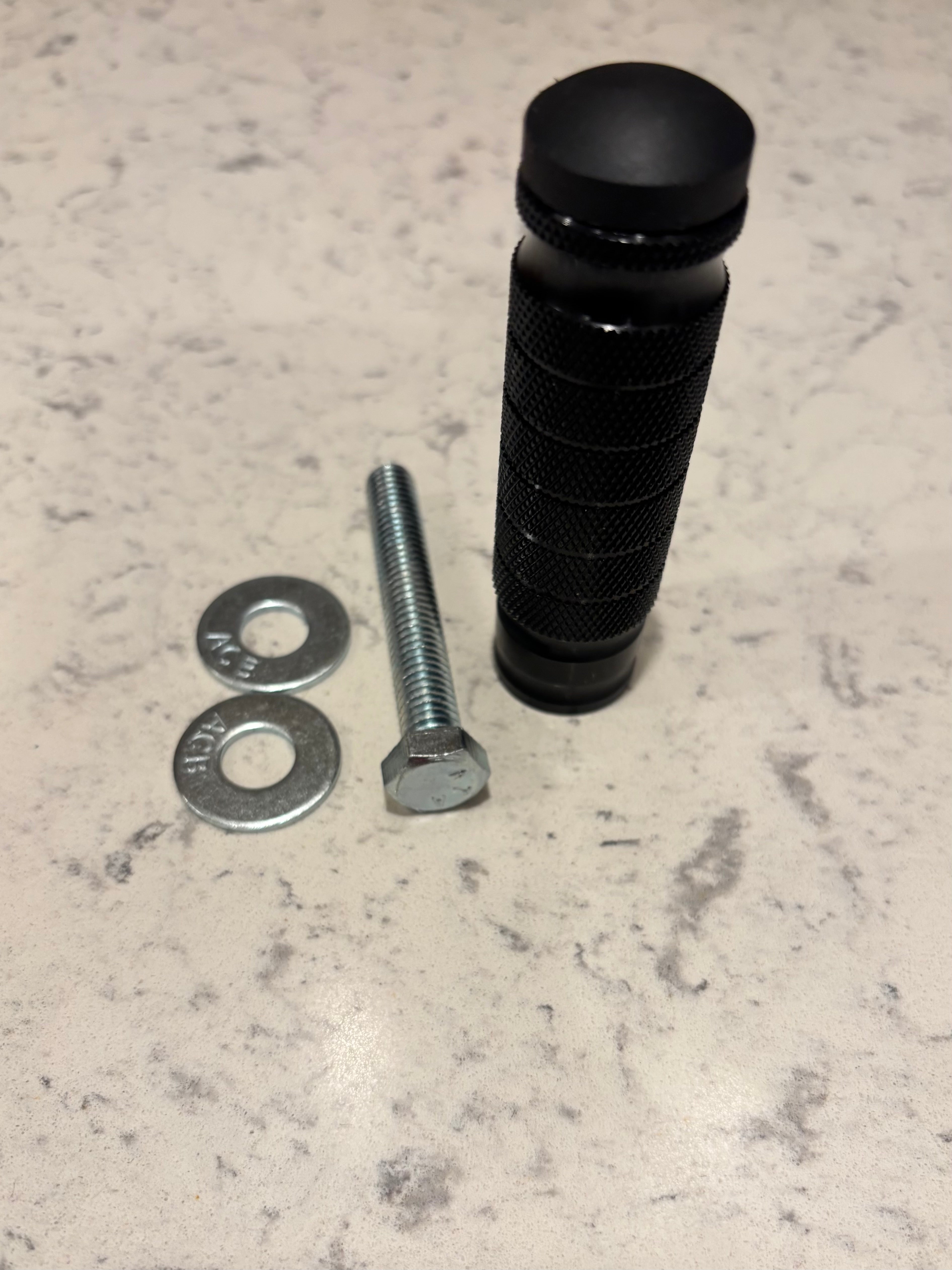 Yozma/Strike footlock