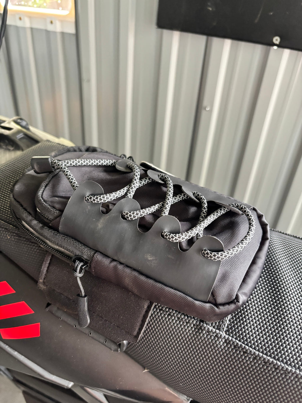 Bike bag (all black)